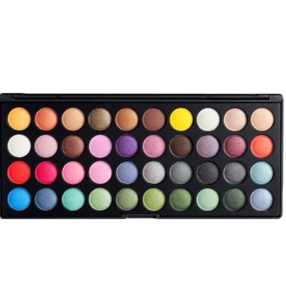 NWT bh Cosmetics BH Party Girl Limited Edition 40